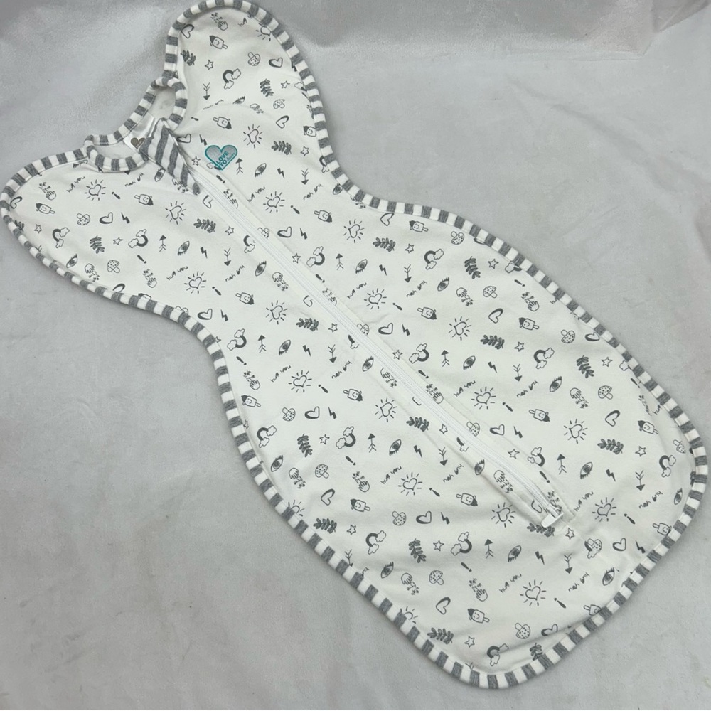 Love to Dream Newborn Swaddle Grey High Five